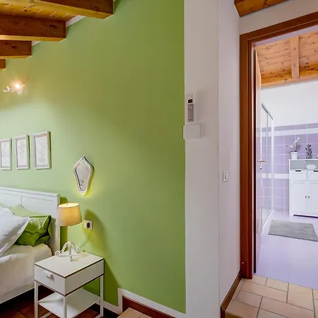 Apartament Snug Nest Como