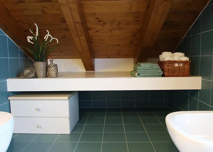 Snug Nest Apartment *